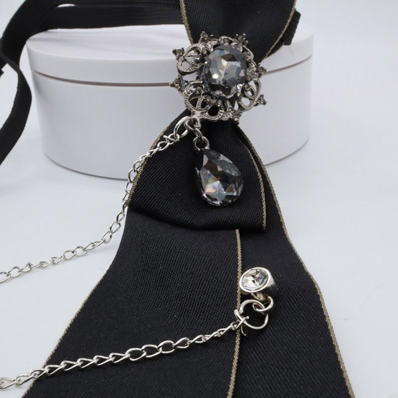 Stropdas Gotische metalen kett - Bow Tie Pre Tied recensie en prijs