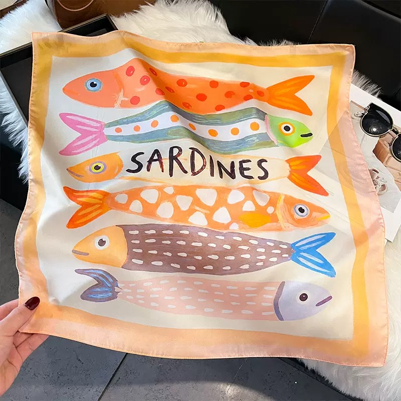 Mode Vis Patroon Vierkante Zij - Ascot Neck Scarf recensie en prijs